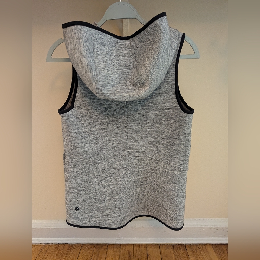 Lululemon Insculpt Vest - Picture 6 of 10